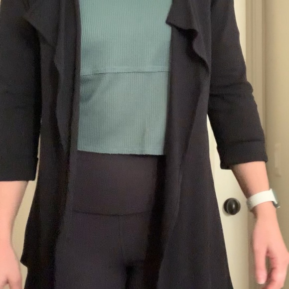 3/$40✨ Black jacket Cardigan - Picture 6 of 6